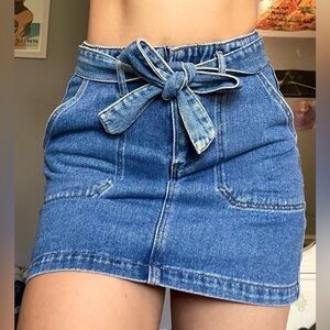 FOREVER 21 DENIM SKIRT